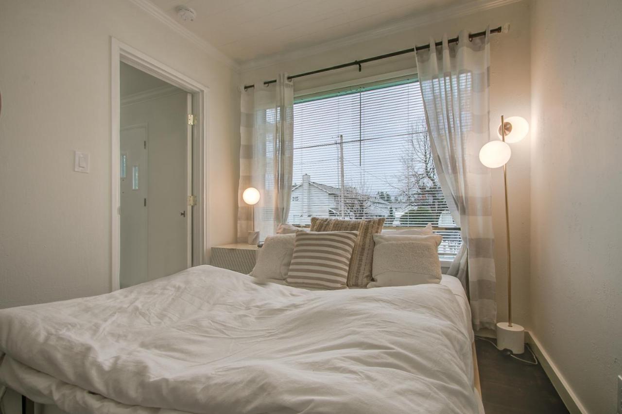 North Bend Downtown Cottage Екстер'єр фото
