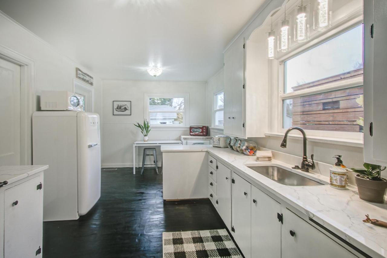 North Bend Downtown Cottage Екстер'єр фото