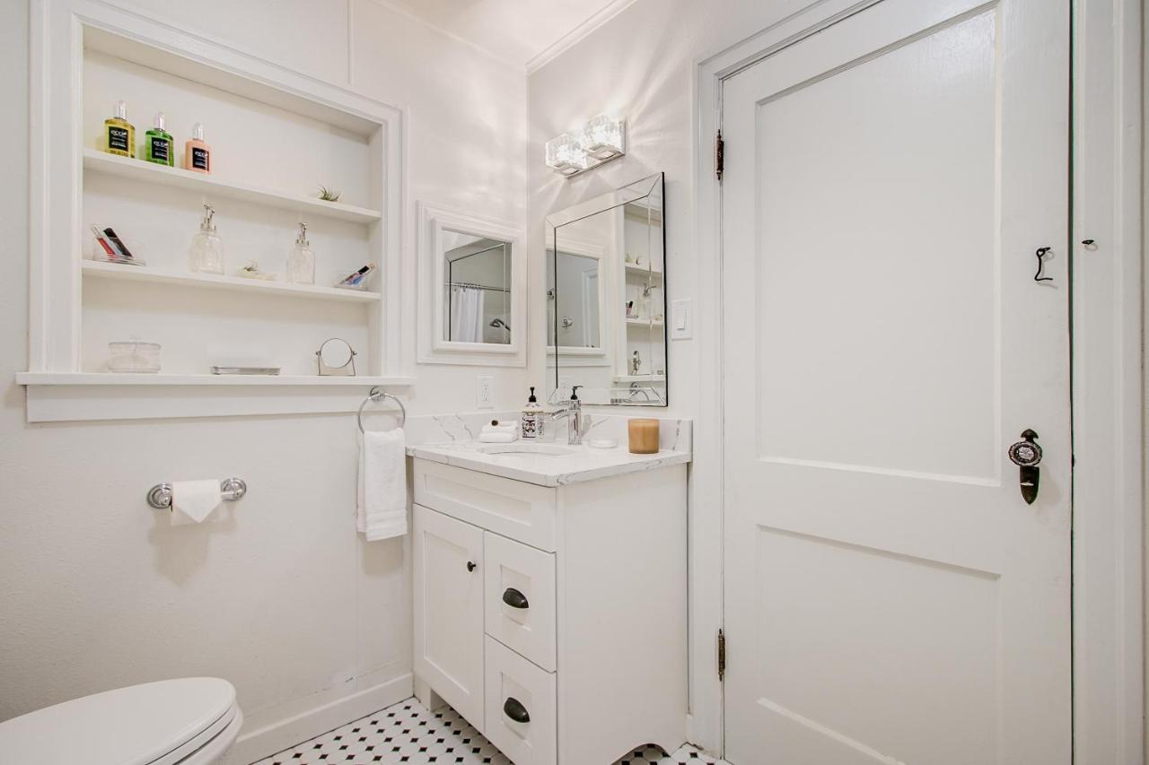 North Bend Downtown Cottage Екстер'єр фото
